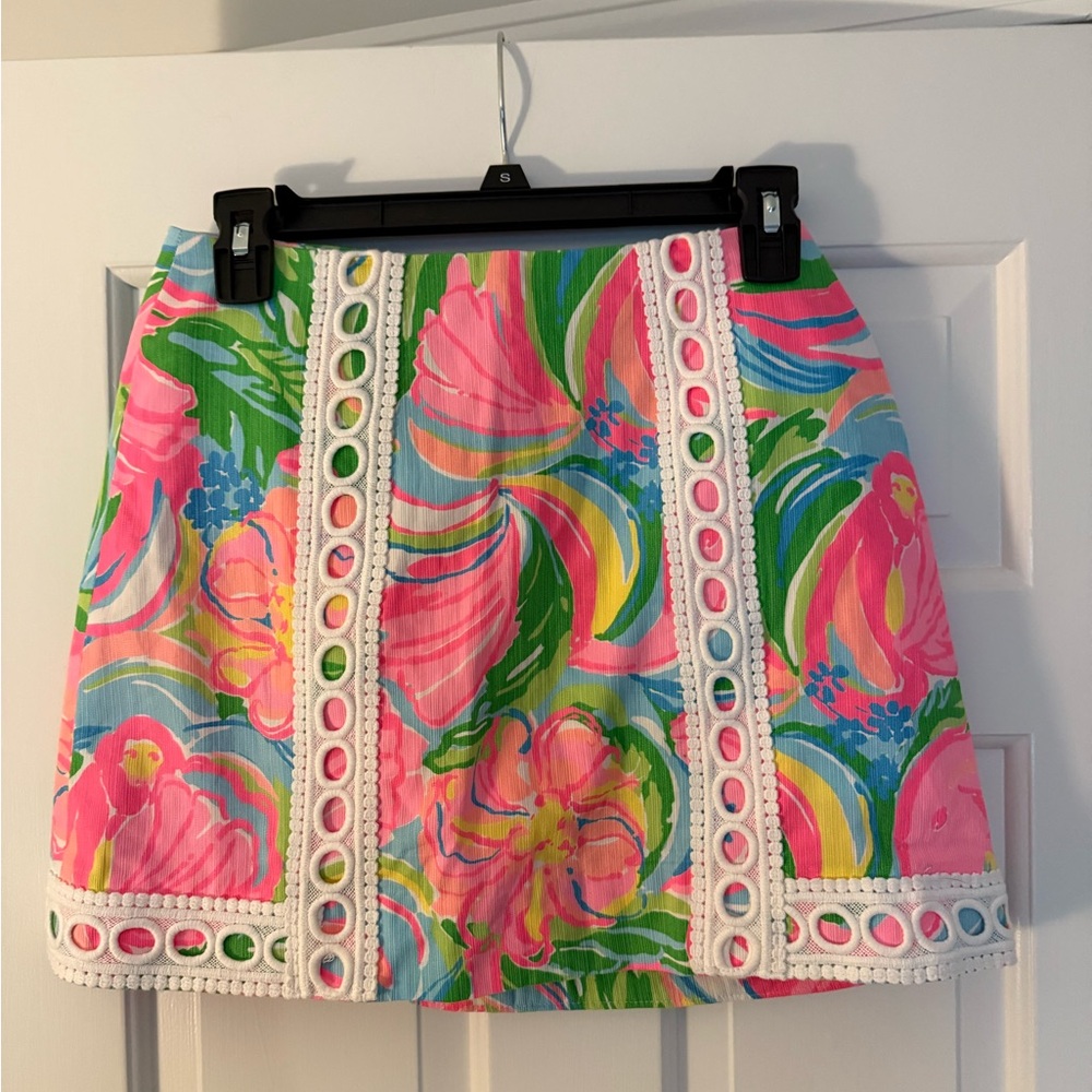 Lily Pulitzer Colette Skirt with white eyelet trim size 00
